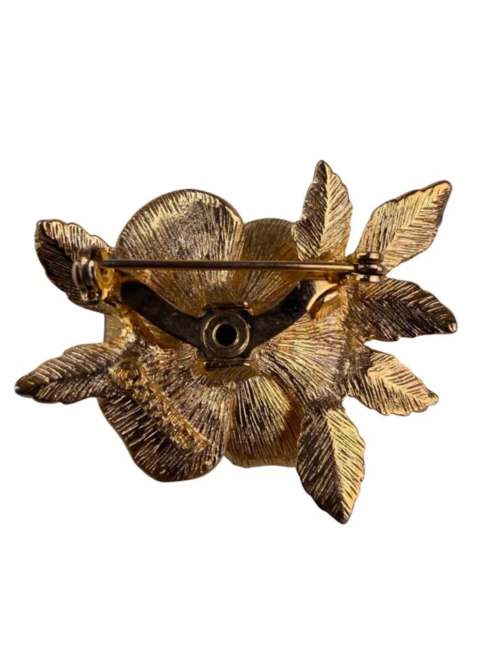 Sarah Coventry Womens Gold Tone Metal Rose Brooch Vintage Floral Accessory